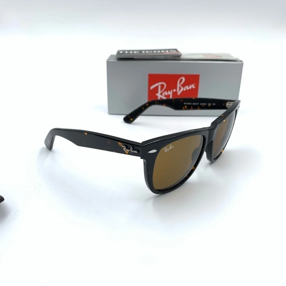 Ray-Ban Tortoiseshell Black Frame Brown Lenses Wayfarer Sunglasses